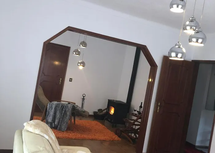 Mountain'S House *