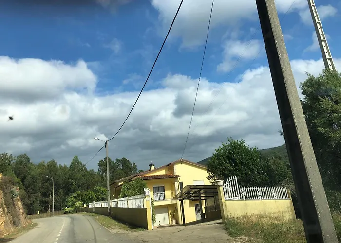 Mountain'S House * Agadao